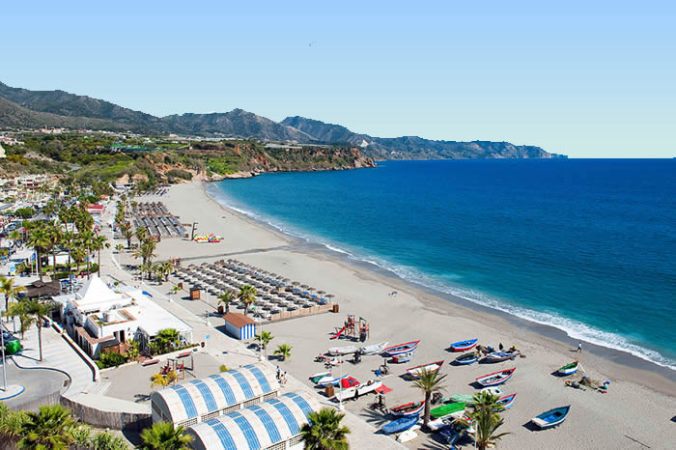 Burriana Plage à Nerja, Malaga