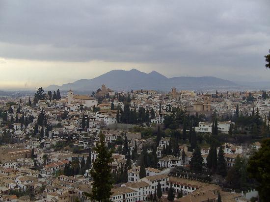 Vue sur Grenade (Andalousie) et sa province.